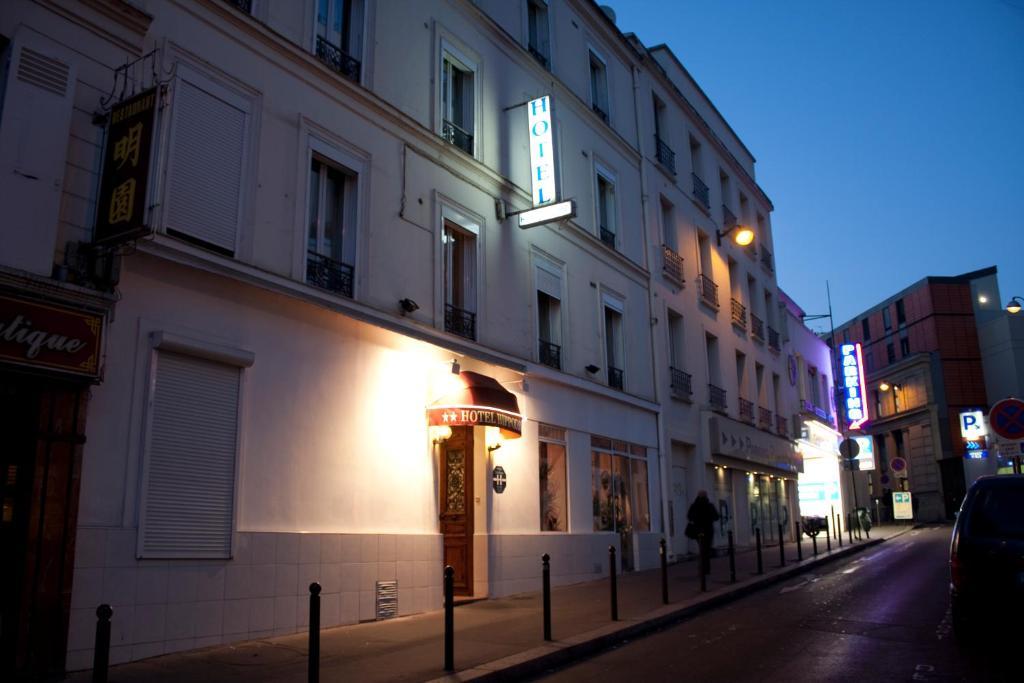 Hotel Hippodrome Párizs Kültér fotó